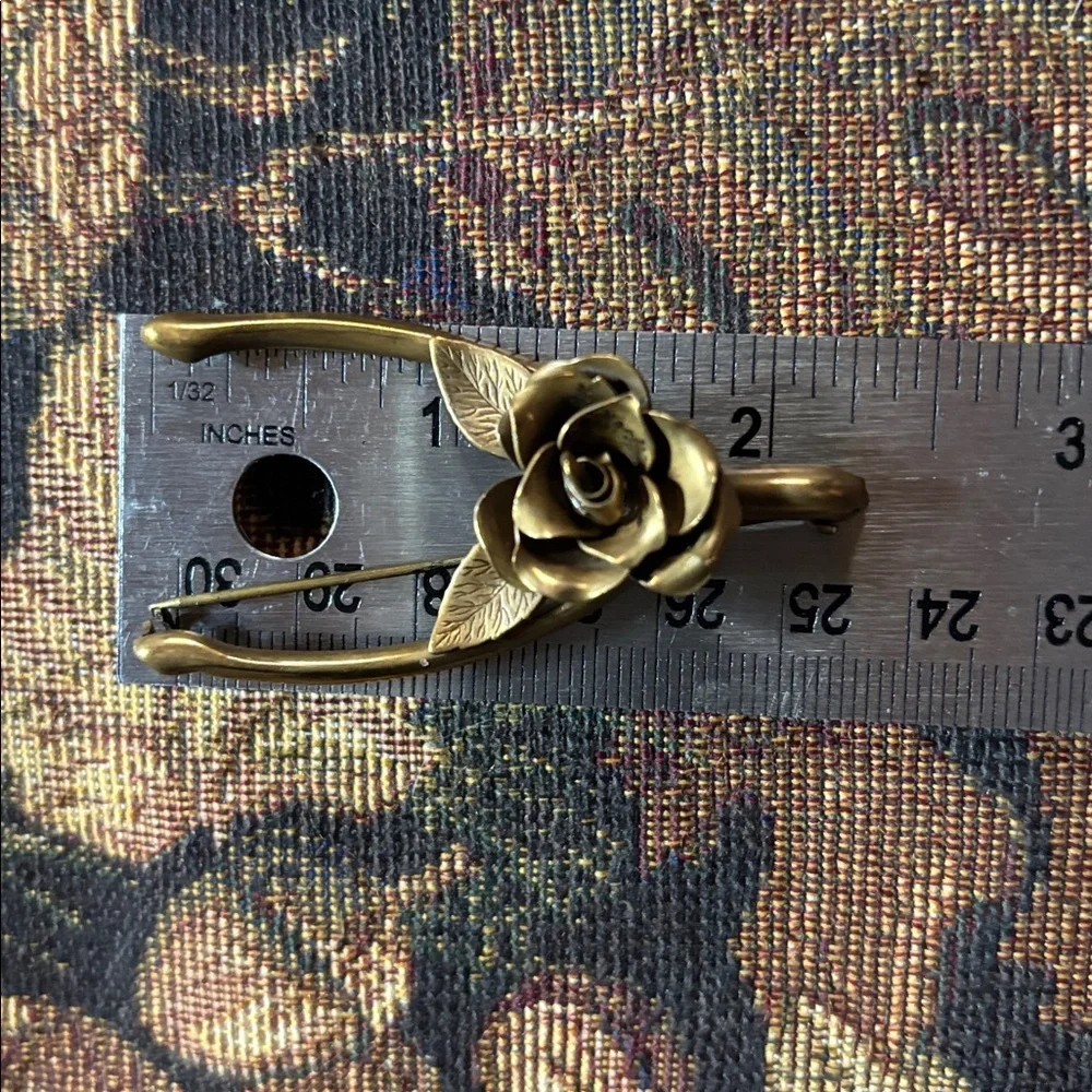 Vintage 1940s Gold Gilded Brass Wishbone Rose Brooch Pin